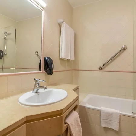 Apartamento No Clube Praia Da Oura-2