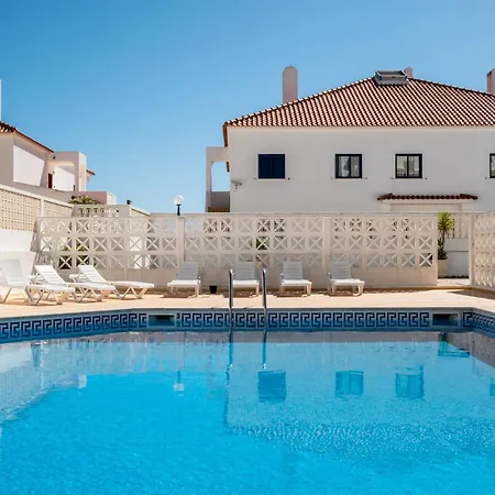 #035 2Br Oura Village Pool & Prime Location-3