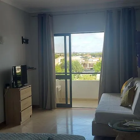 Jeannie's Oura Estrela-3