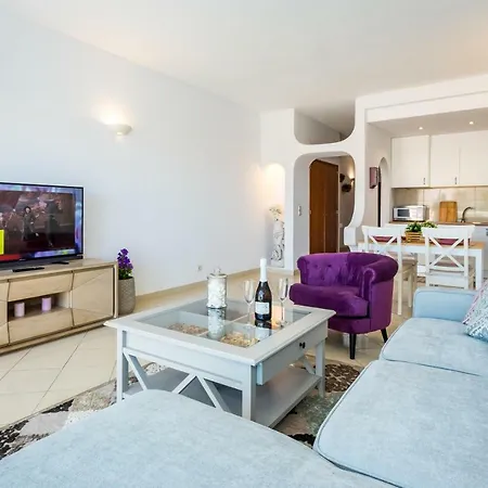 Camilla Apartment-2