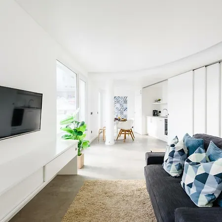Casas Barulho Penthouse Old Town-3