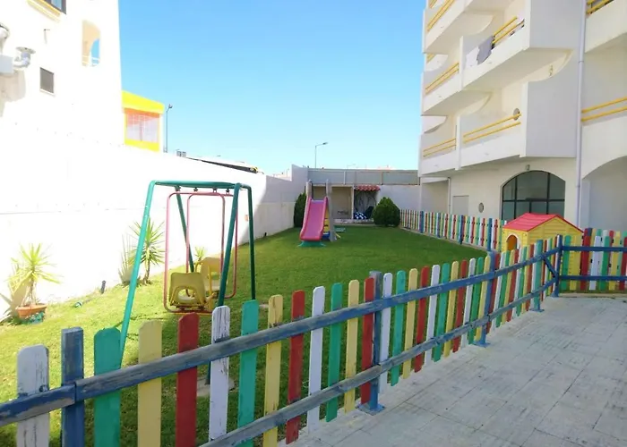 Apartyal - Apartamento T1 Com Piscina, Em Montechoro, Albufeira, Algarve Apartamento admite animales