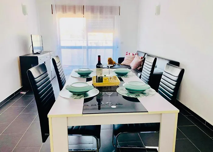 Albufeira Beach Side Apartment