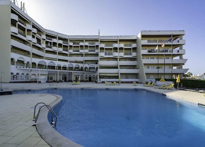 Palmeira Galé - apartamento com piscina a 2 passos da praia Albufeira admite animales