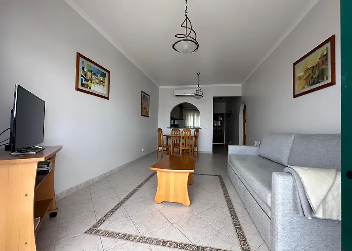 Apartamento Sunset Haven In Albufeira - Short Walk To Oldtown admite animales
