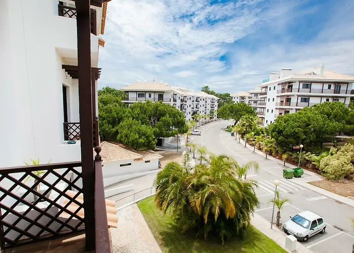 Excellent T2 Apartment With Pools 400M Falesia Beach Albufeira